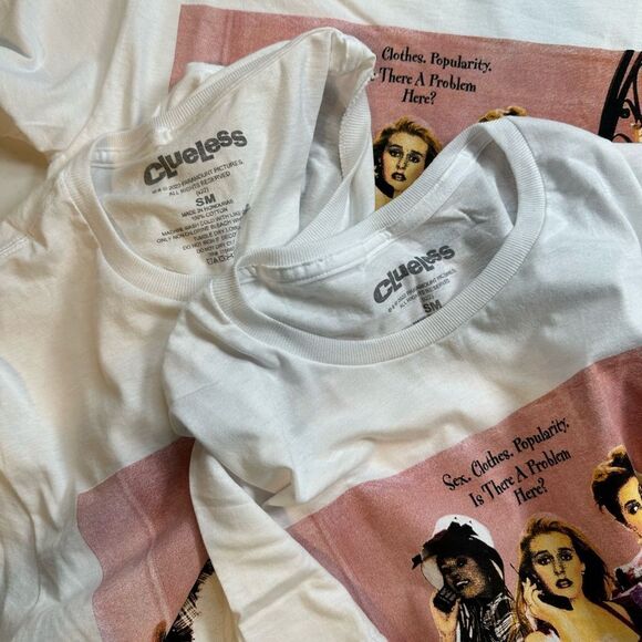 NWT Unisex White Short Sleeve Clueless Graphic Tee Shirt - Size Small - Picture 6 of 6
